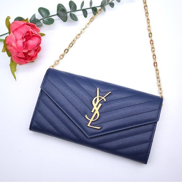 🍓YSL Monogram Flap Wallet in Grained Leather - Picture 1 of 12